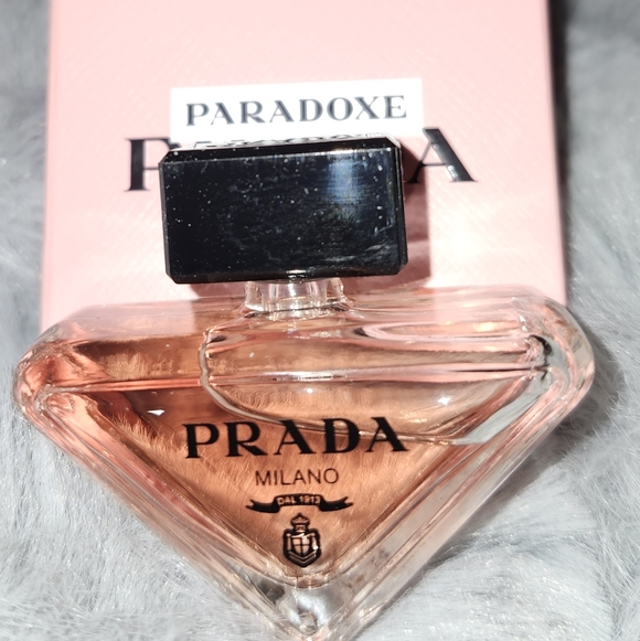 Prada Paradoxe Intense Eau de Parfum - Soft Pink 7mL Dabber - Picture 3 of 5